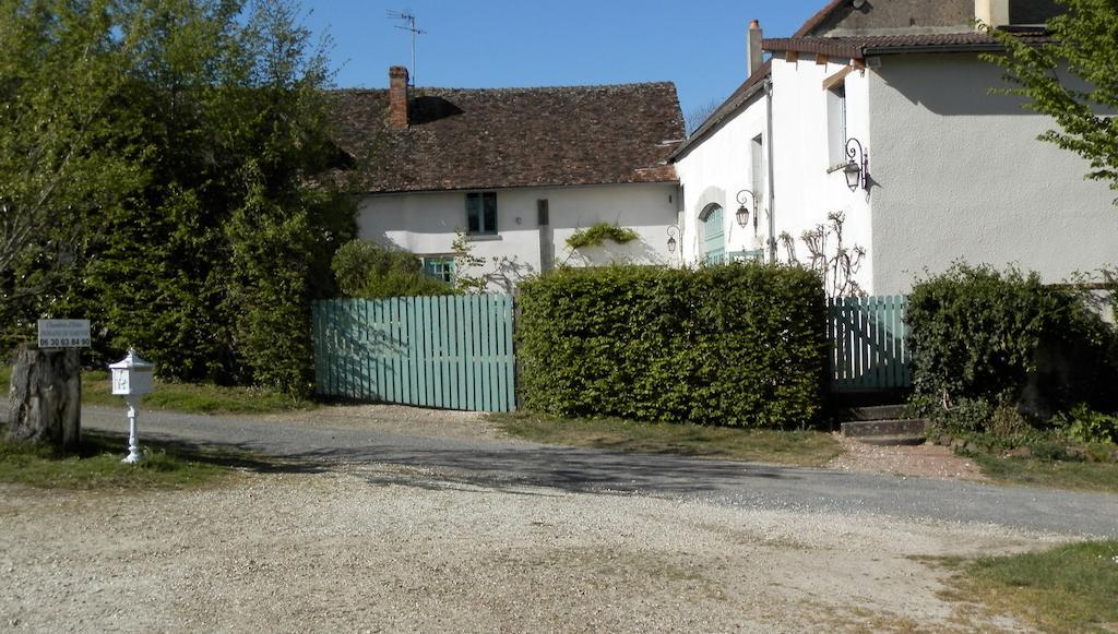 Domaine De Varenne Bed & Breakfast Saint-Amand-en-Puisaye Exterior foto